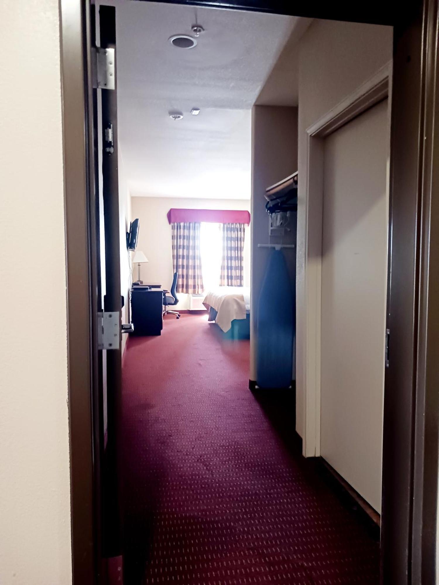 Yorktown Inn And Suites Номер фото